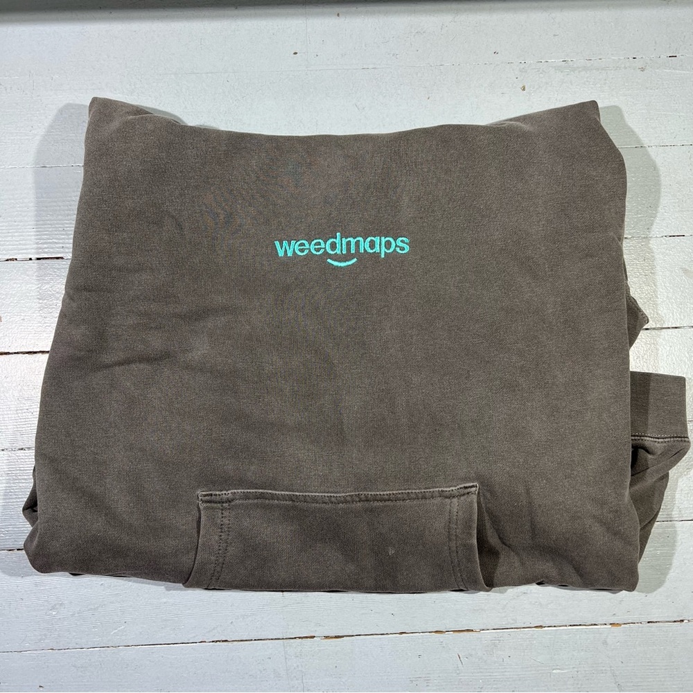 Single Pigment Washed Hoodie - L